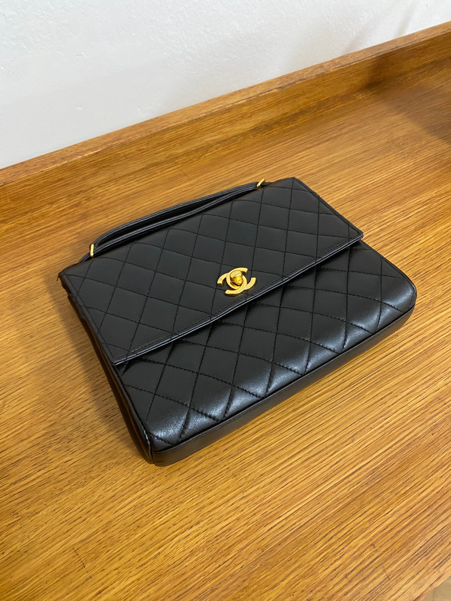 CHANEL TOP HANDLE FLAP TWIST LOCK