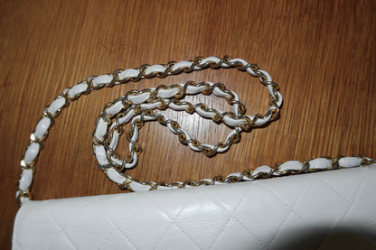 CHANEL 80s SINGLE FLAP BAG CREAM