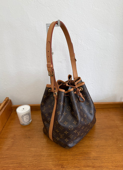 LV PETIT NOÉ MONOGRAM