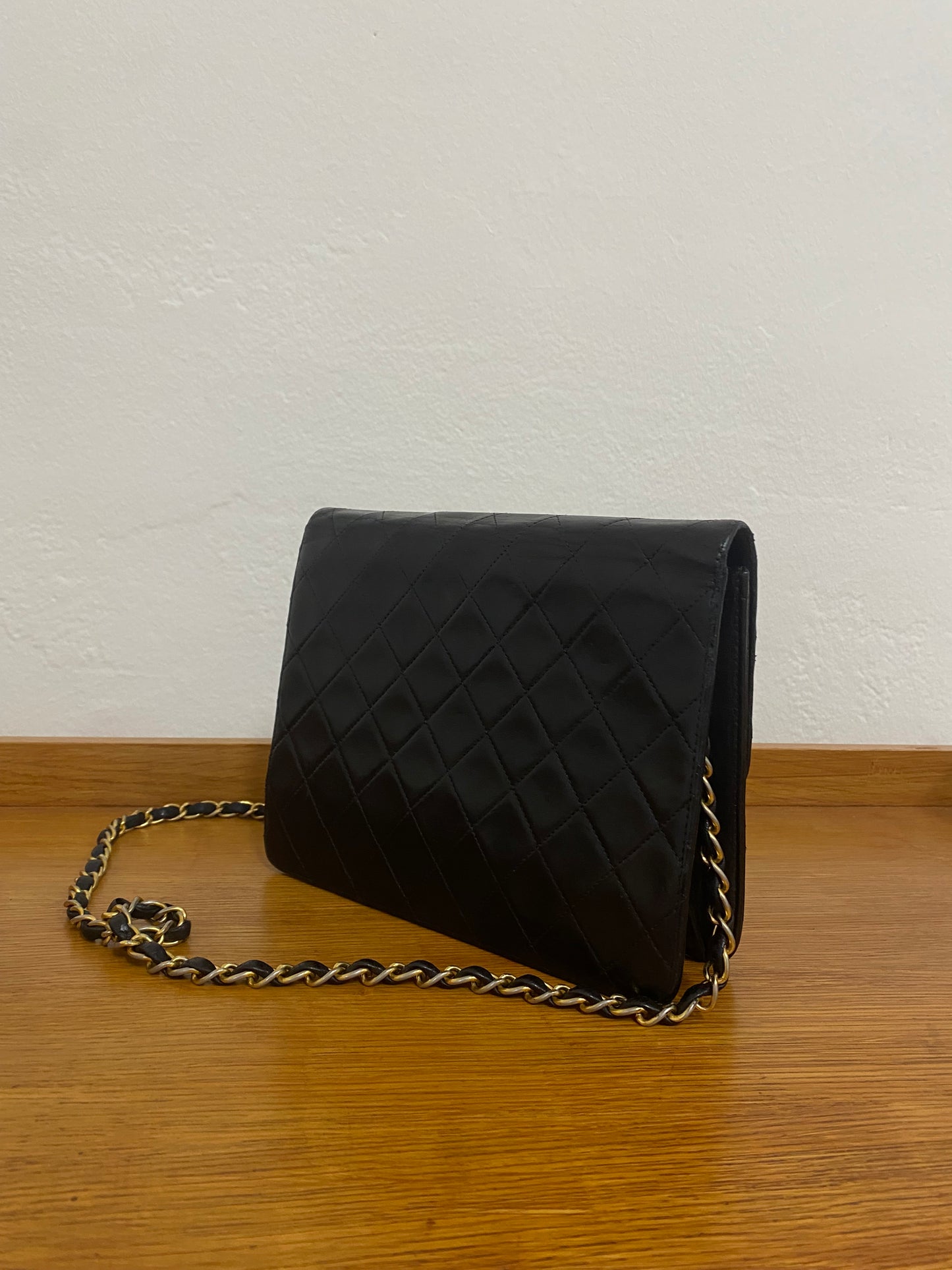 CHANEL 80-90s CLASSIC SINGLE FLAP
