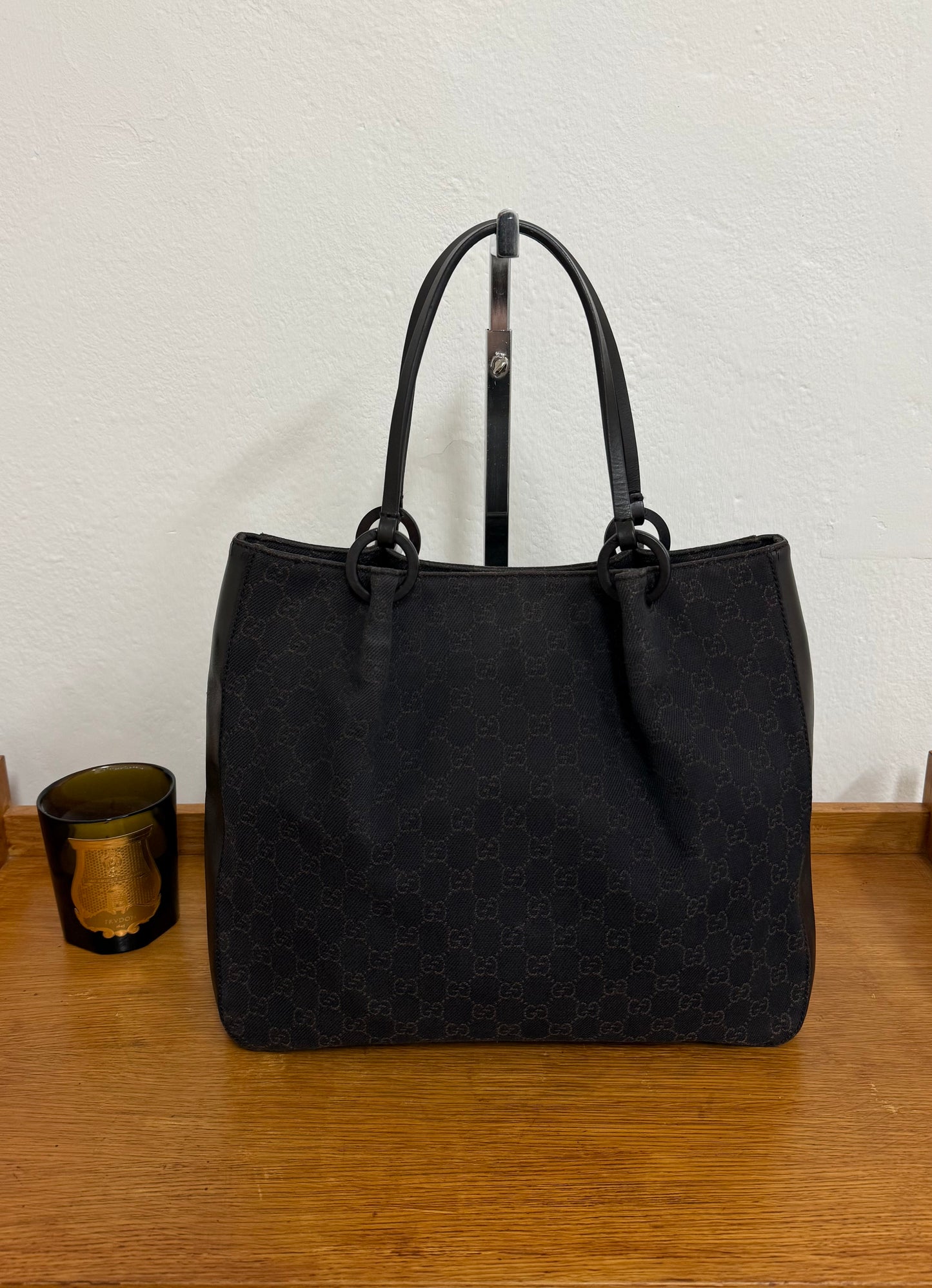 GUCCI GG SHOULDER BAG BLACK & POUCH TOM FORD ERA