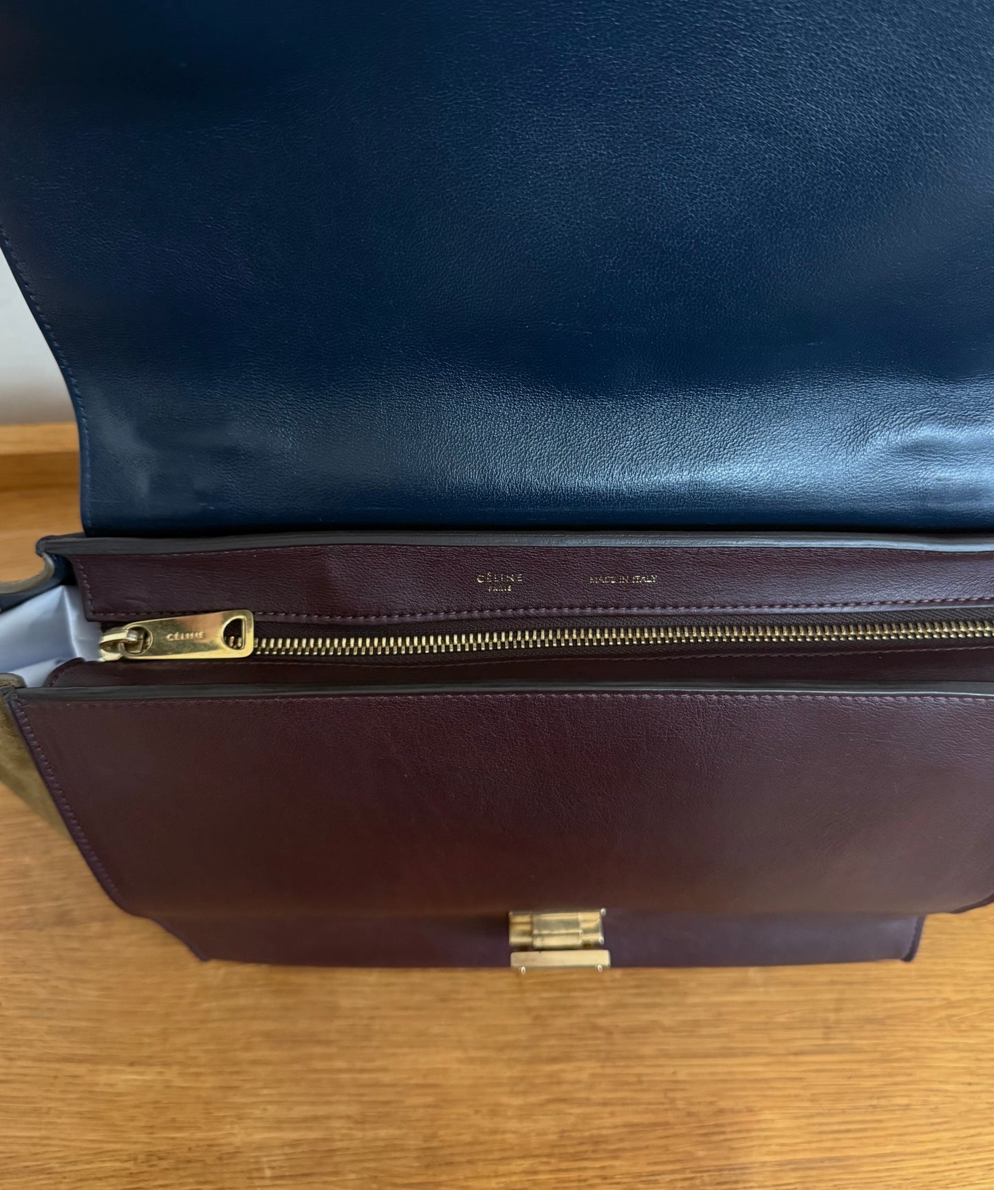 CELINE PHOEBE PHILO TRICOLOR TRAPEZE BURGUNDY NAVY