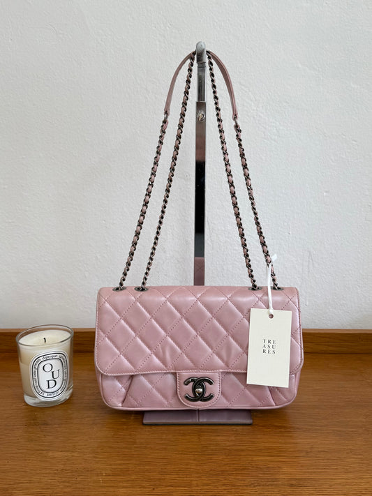 CHANEL SINGLE FLAP BAG PINK MATELASSE