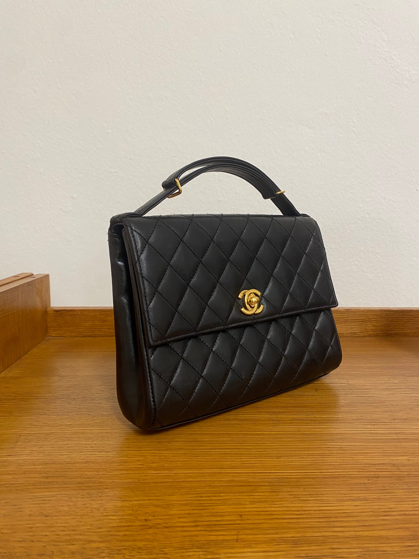 CHANEL TOP HANDLE FLAP TWIST LOCK