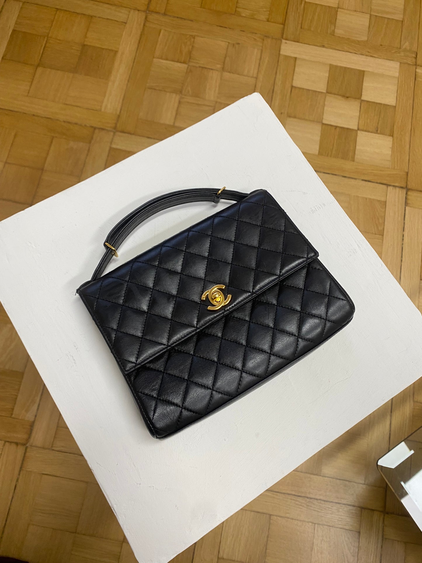 CHANEL TOP HANDLE FLAP TWIST LOCK