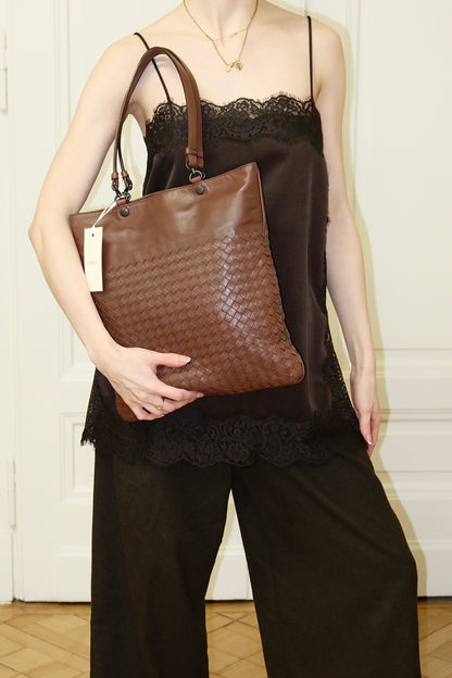 BOTTEGA VENETA INTRECCIATO SHOULDER BAG BROWN