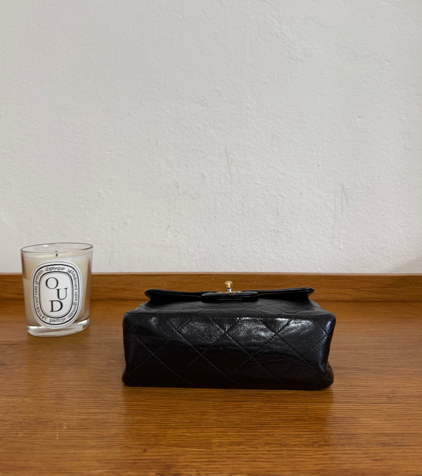 CHANEL CLASSIC SINGLE FLAP BAG TWIST LOCK 24K GOLD