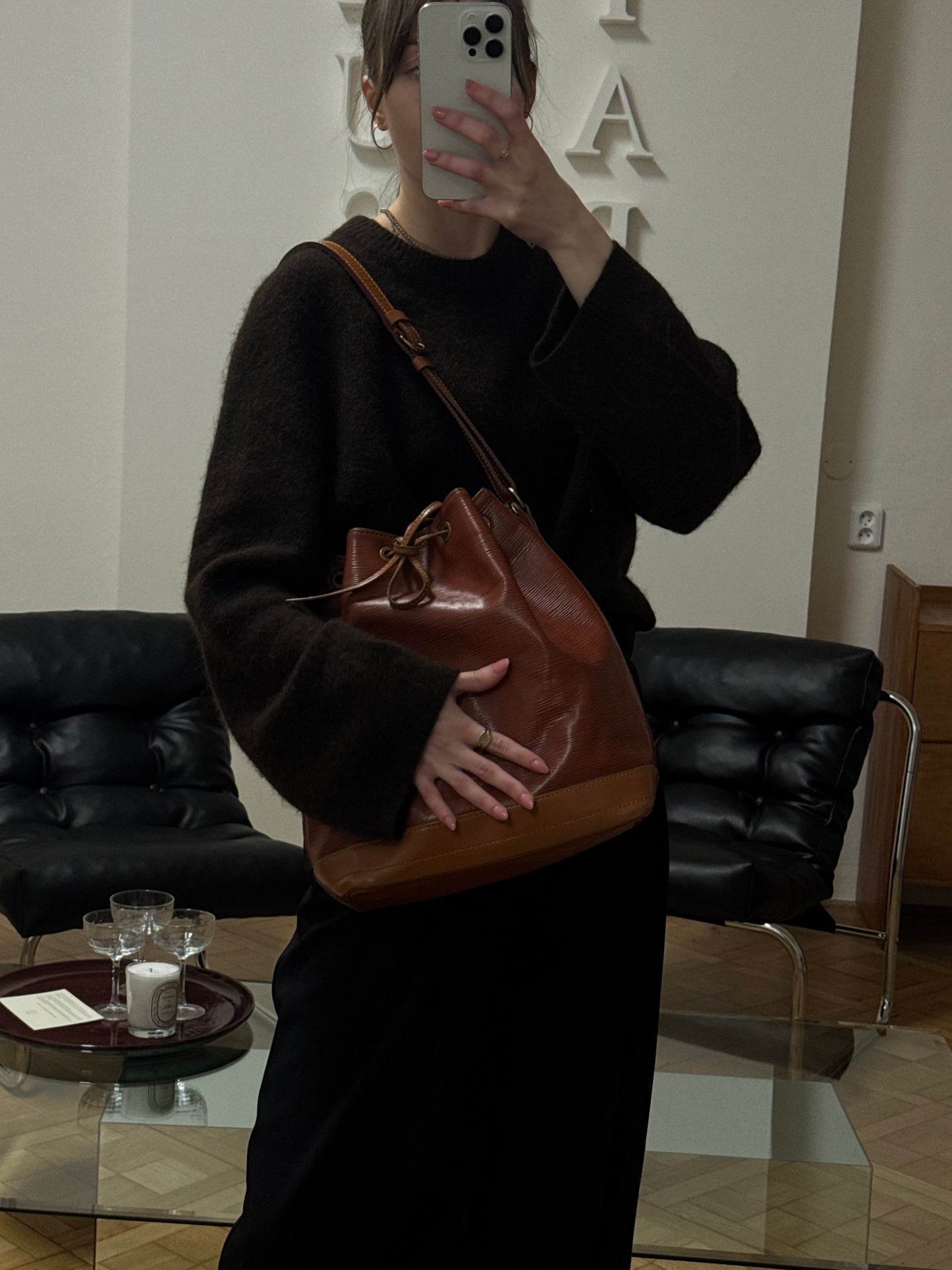 LOUIS VUITTON EPI NOÉ BROWN BUCKET BAG