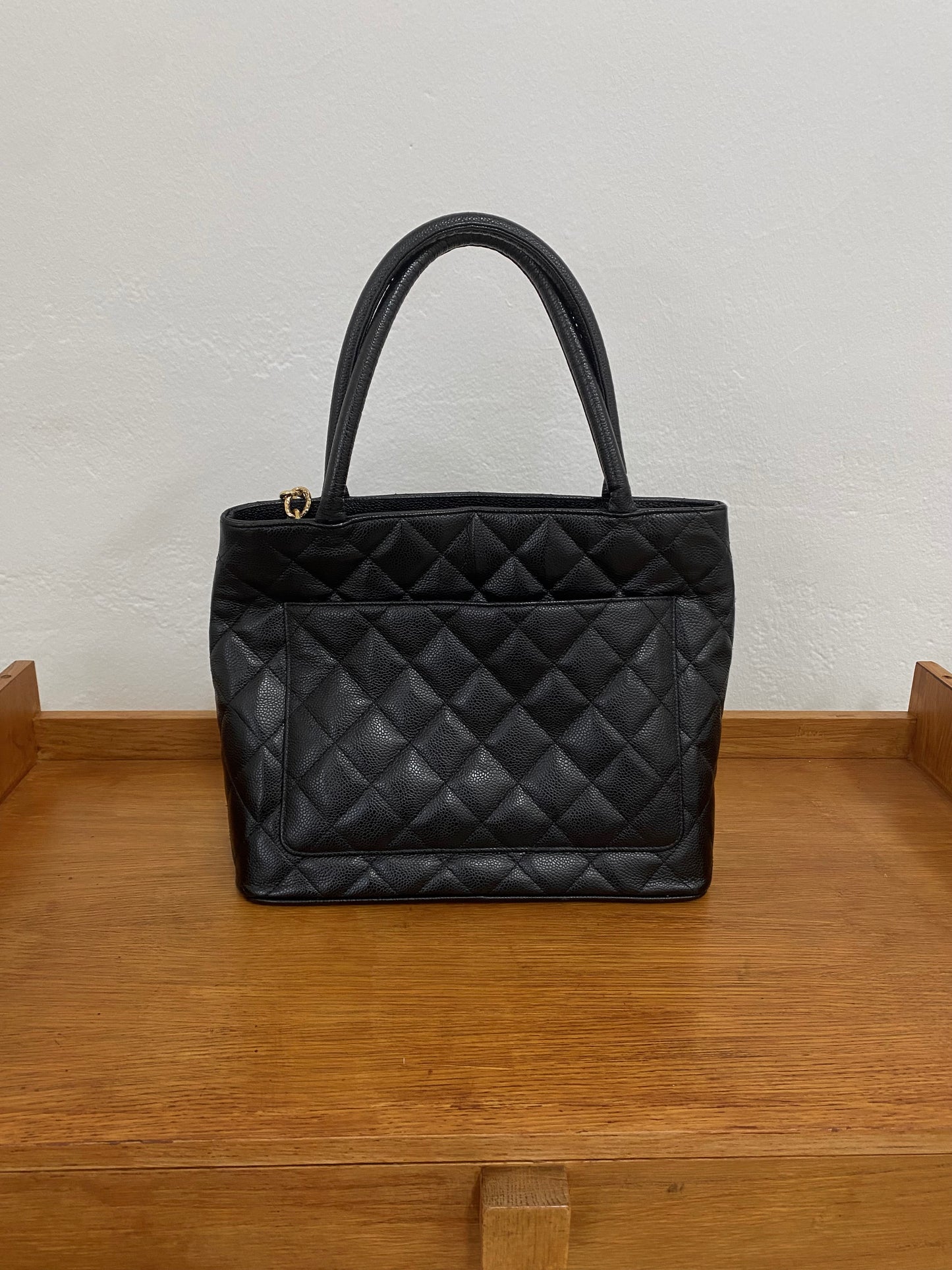 CHANEL CAVIAR MEDALLION TOTE GOLD HW