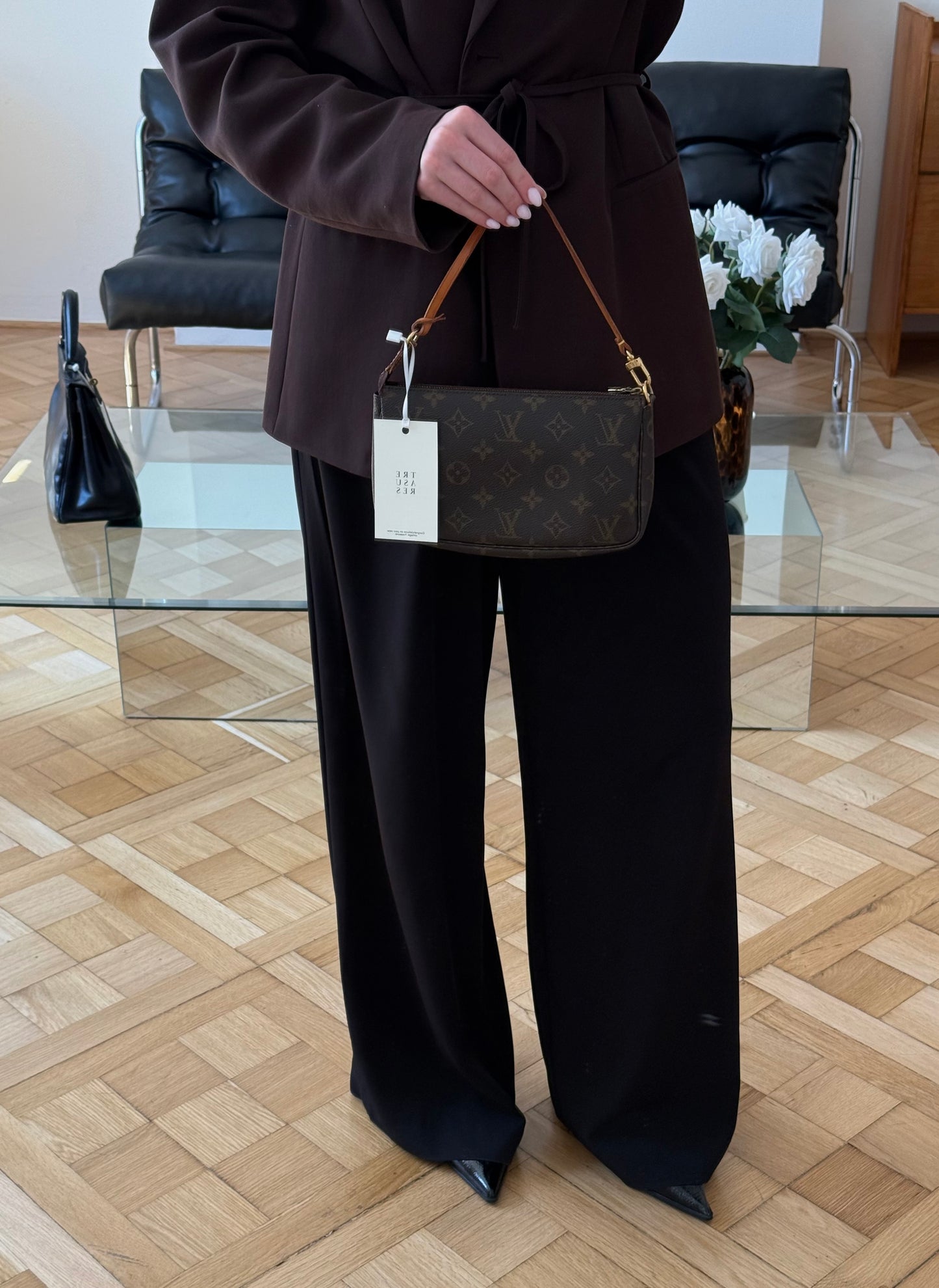 LV POCHETTE