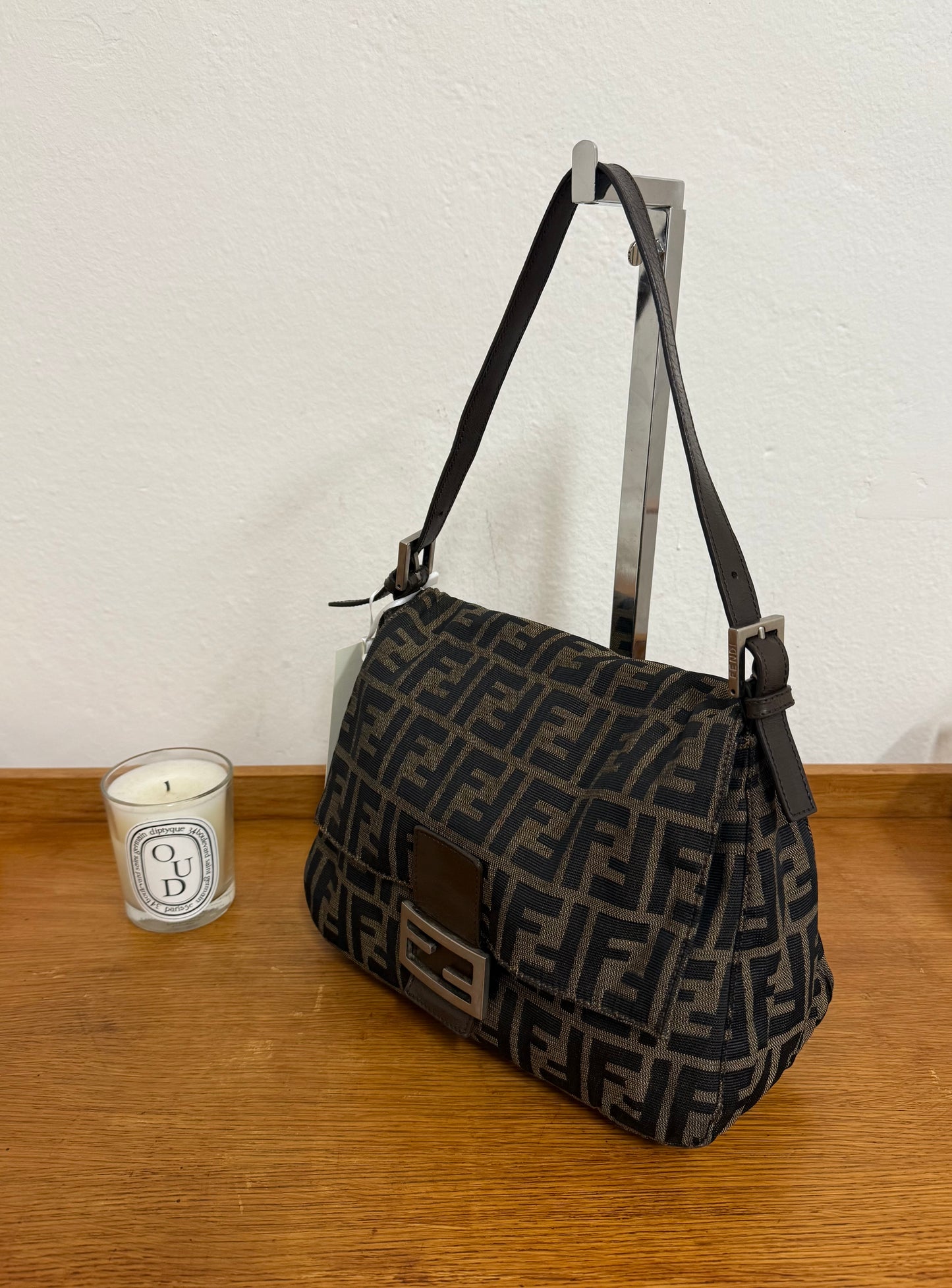 FENDI MAMMA BAGUETTE BAG