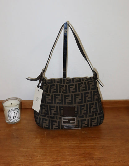 FENDI MAMMA BAGUETTE BAG