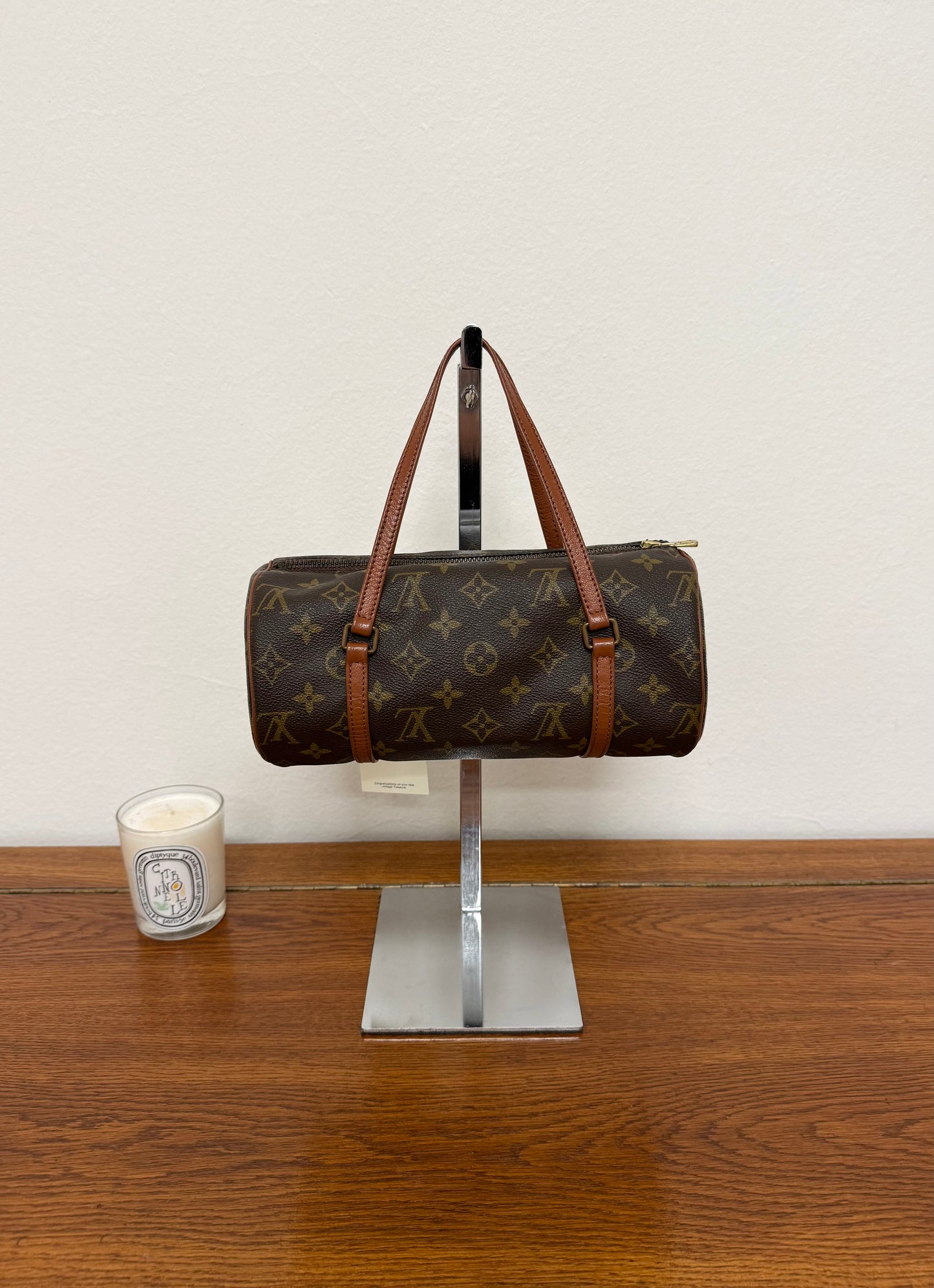 LV PAPILLON 26