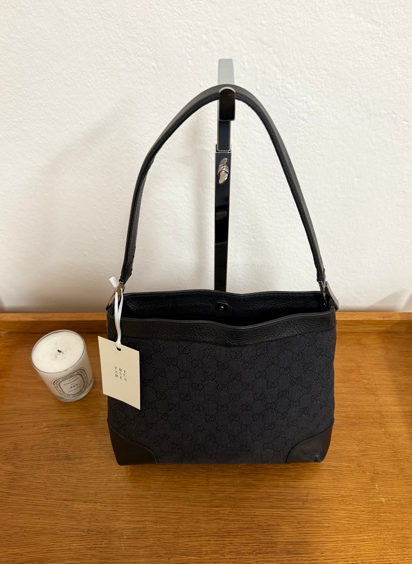 GUCCI GG MONOGRAM SHOULDER BAG BLACK
