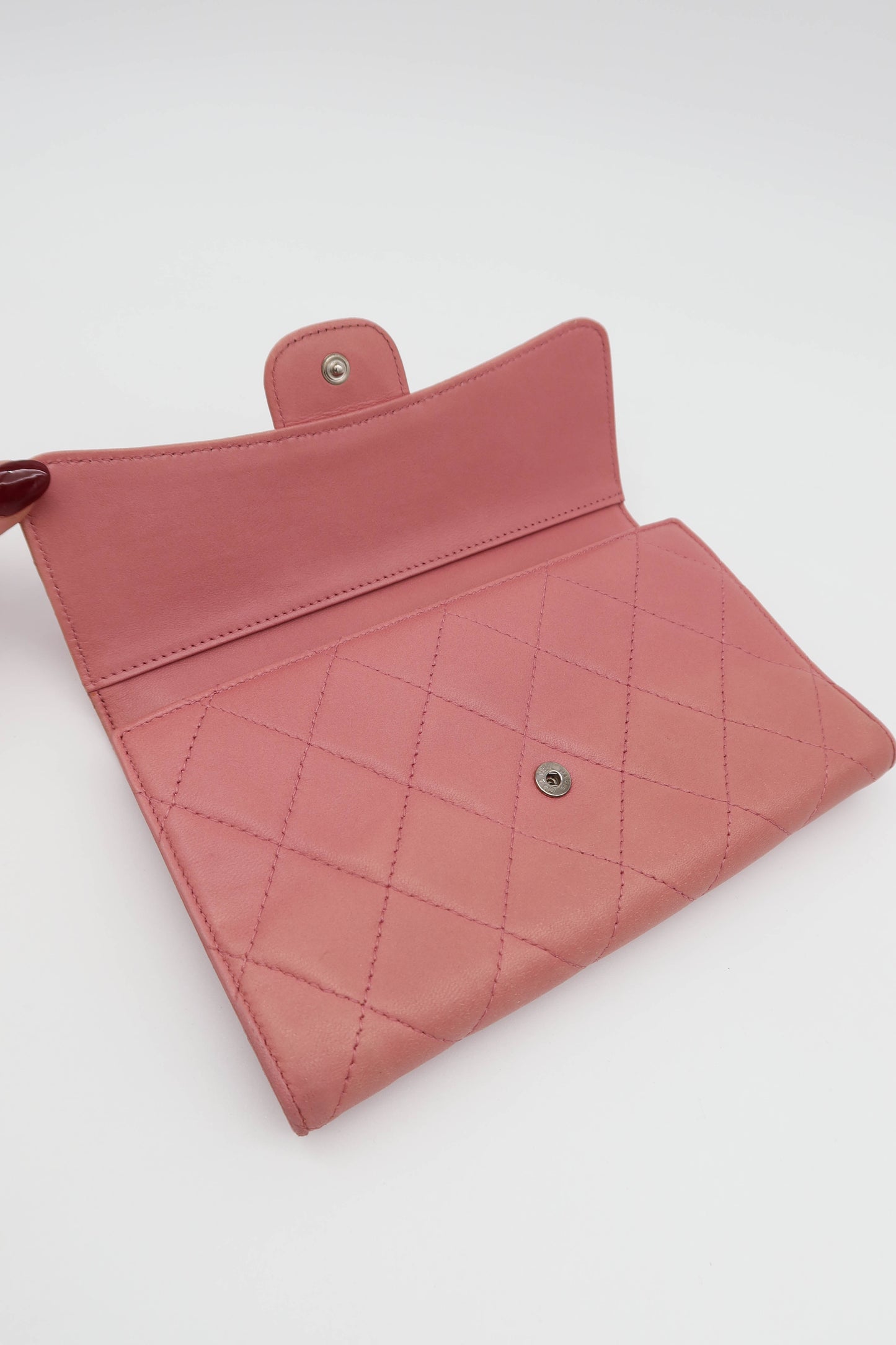 CHANEL CLASSIC WALLET PINK