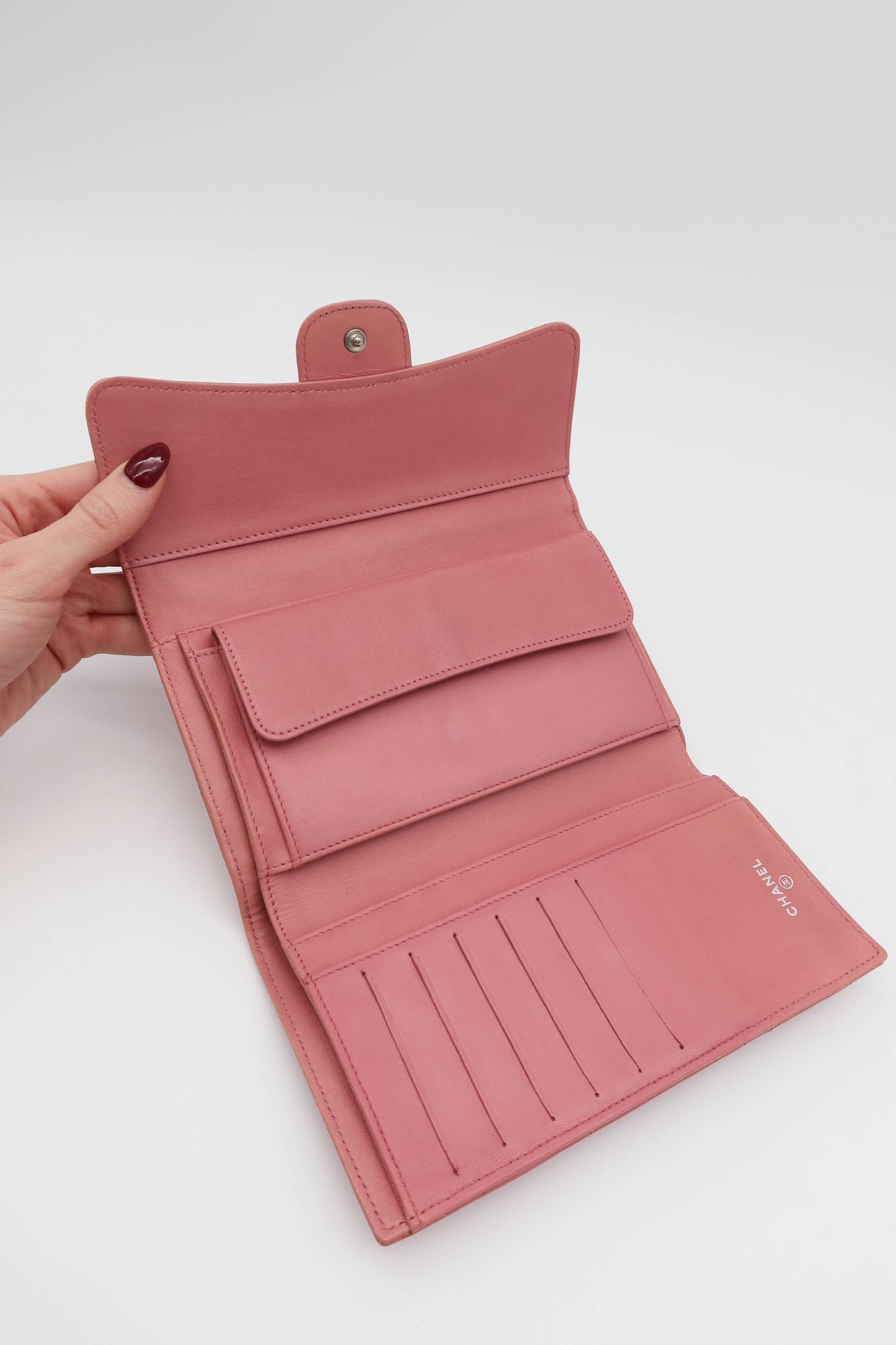 CHANEL CLASSIC WALLET PINK