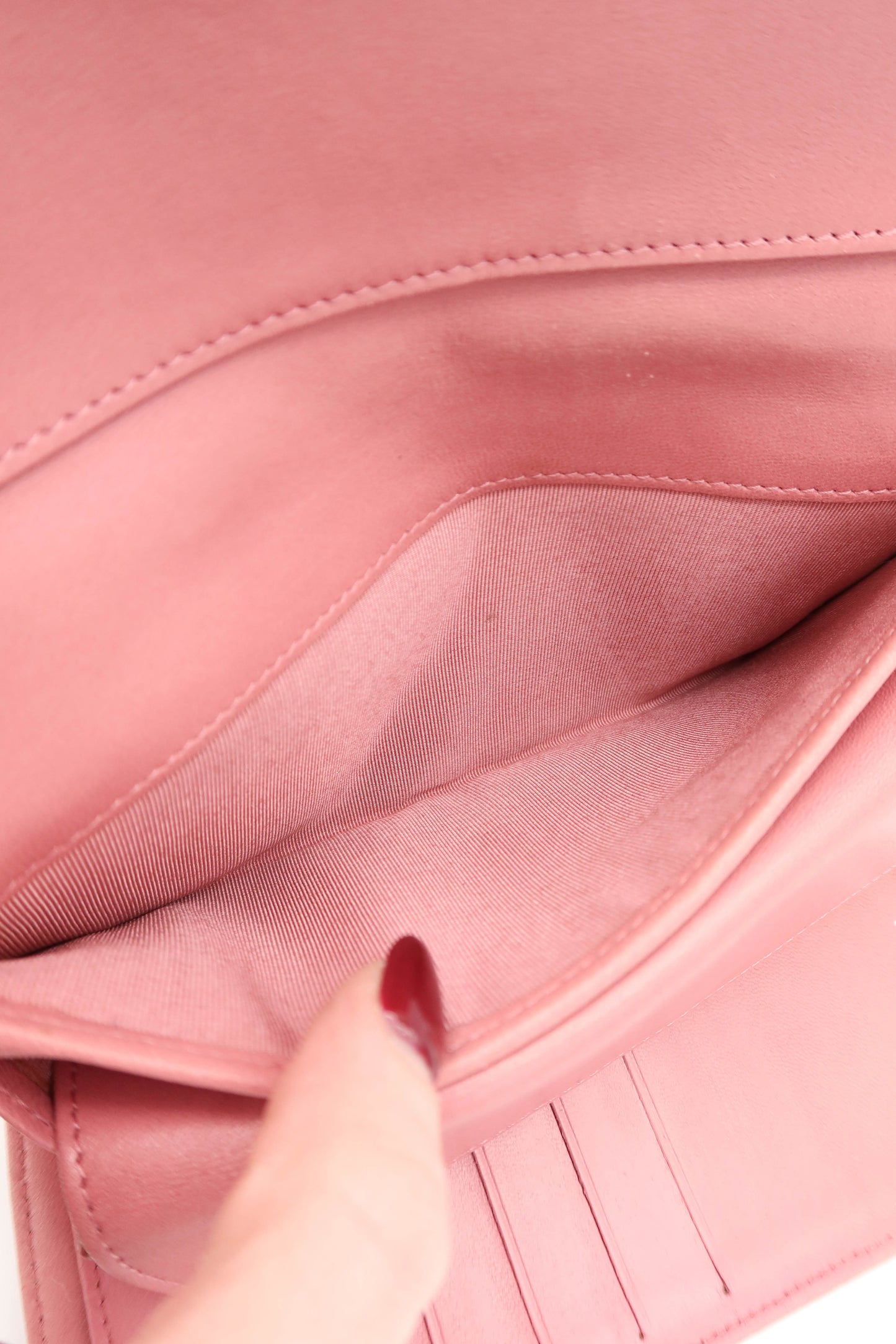 CHANEL CLASSIC WALLET PINK