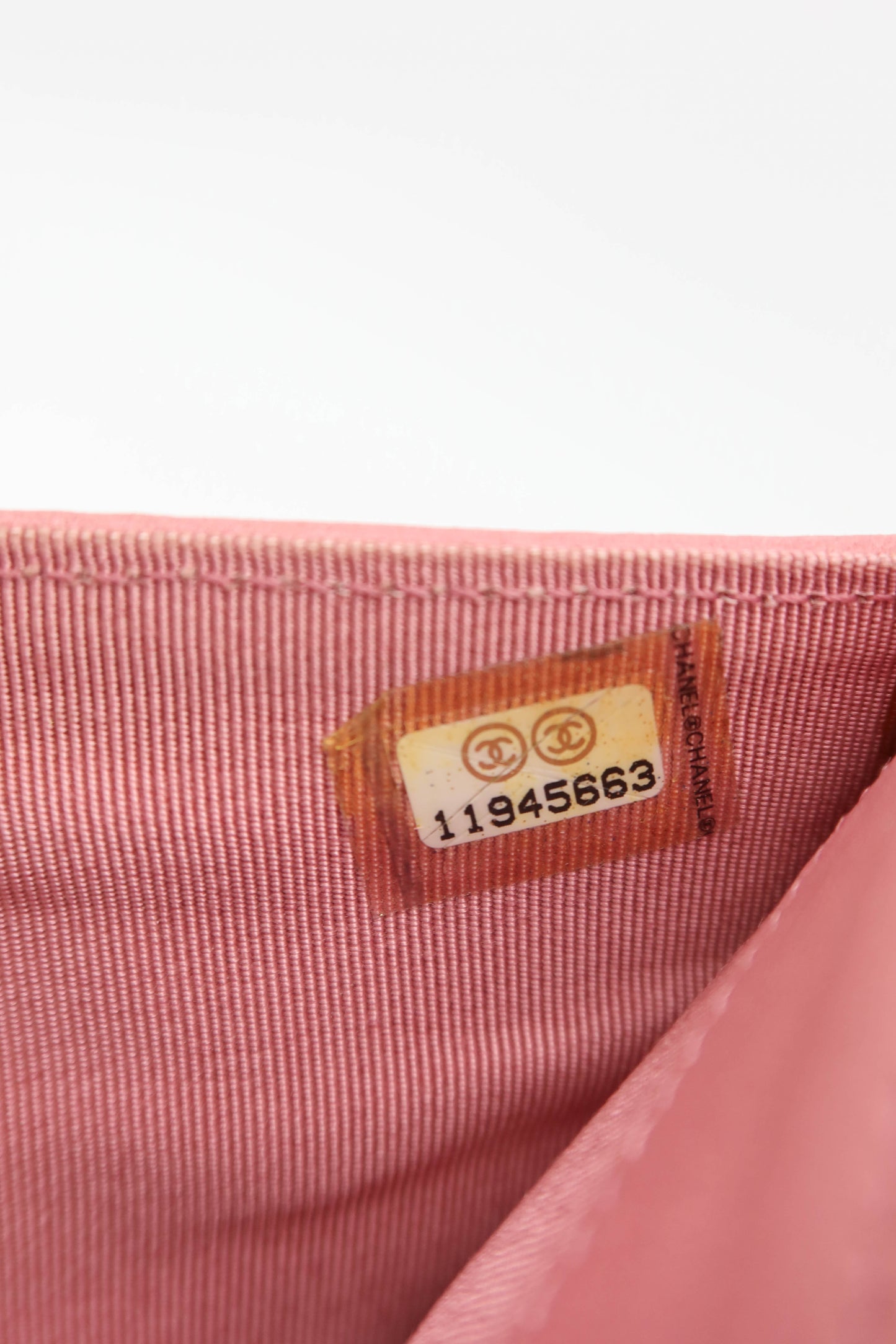 CHANEL CLASSIC WALLET PINK